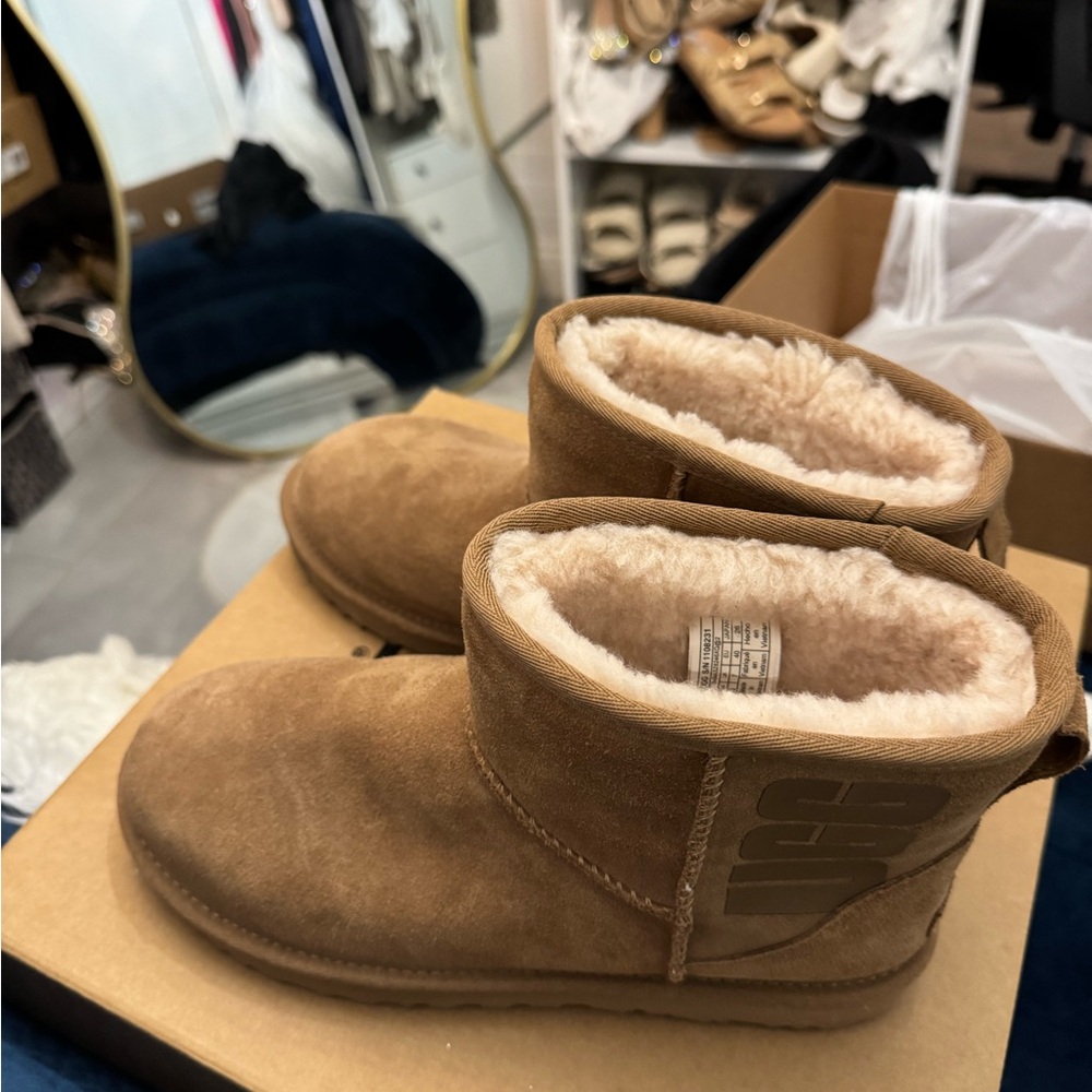 UGG Kids Chestnut Boots